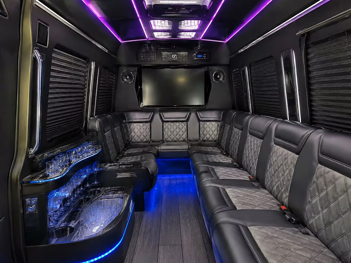 school field trip and sports team bus rentals in hemet